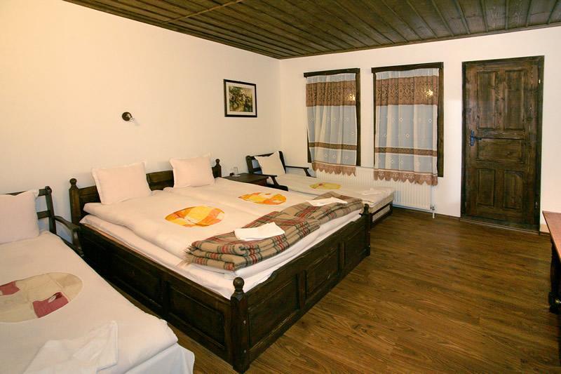 Hotel Divetsite Sliven Bagian luar foto
