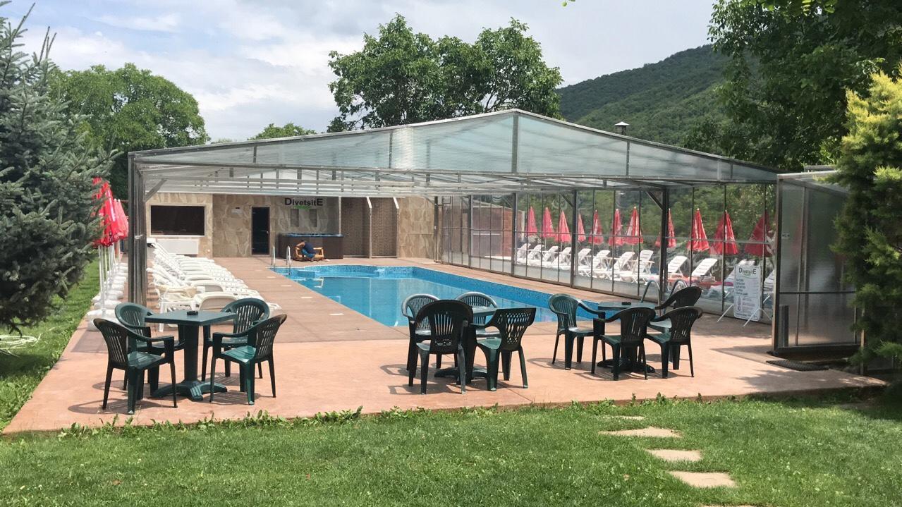 Hotel Divetsite Sliven Bagian luar foto