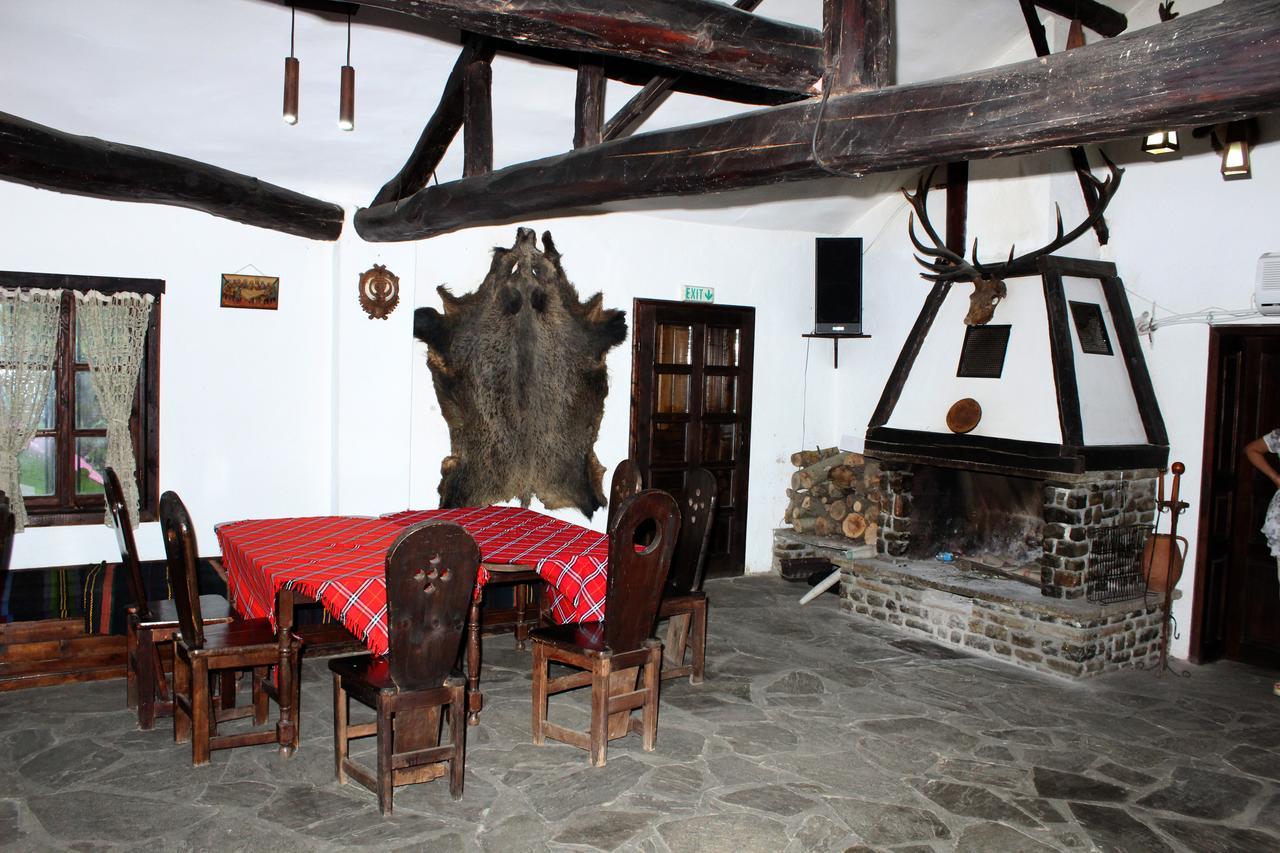 Hotel Divetsite Sliven Bagian luar foto