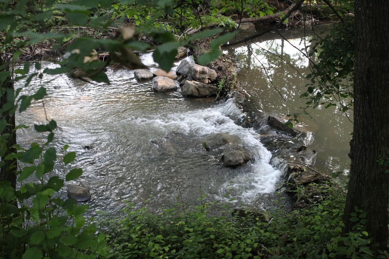 Hotel Divetsite Sliven Bagian luar foto
